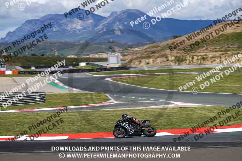 cadwell no limits trackday;cadwell park;cadwell park photographs;cadwell trackday photographs;enduro digital images;event digital images;eventdigitalimages;navarra;no limits trackdays;peter wileman photography;racing digital images;trackday digital images;trackday photos